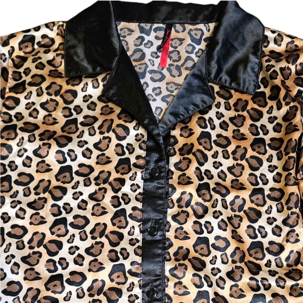 Wmns Satin Leopard Print Pajama Set Sz S Cheetah Shorts & Long Sleeve Button Up - Picture 4 of 13